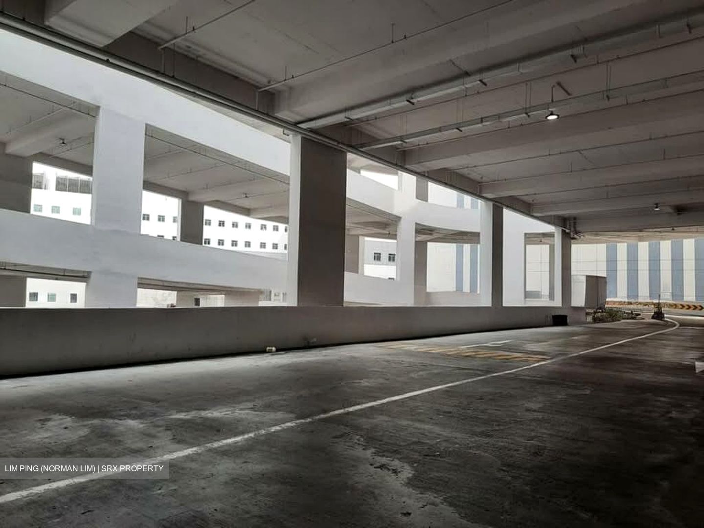 8B @ Admiralty (D27), Factory #558872681